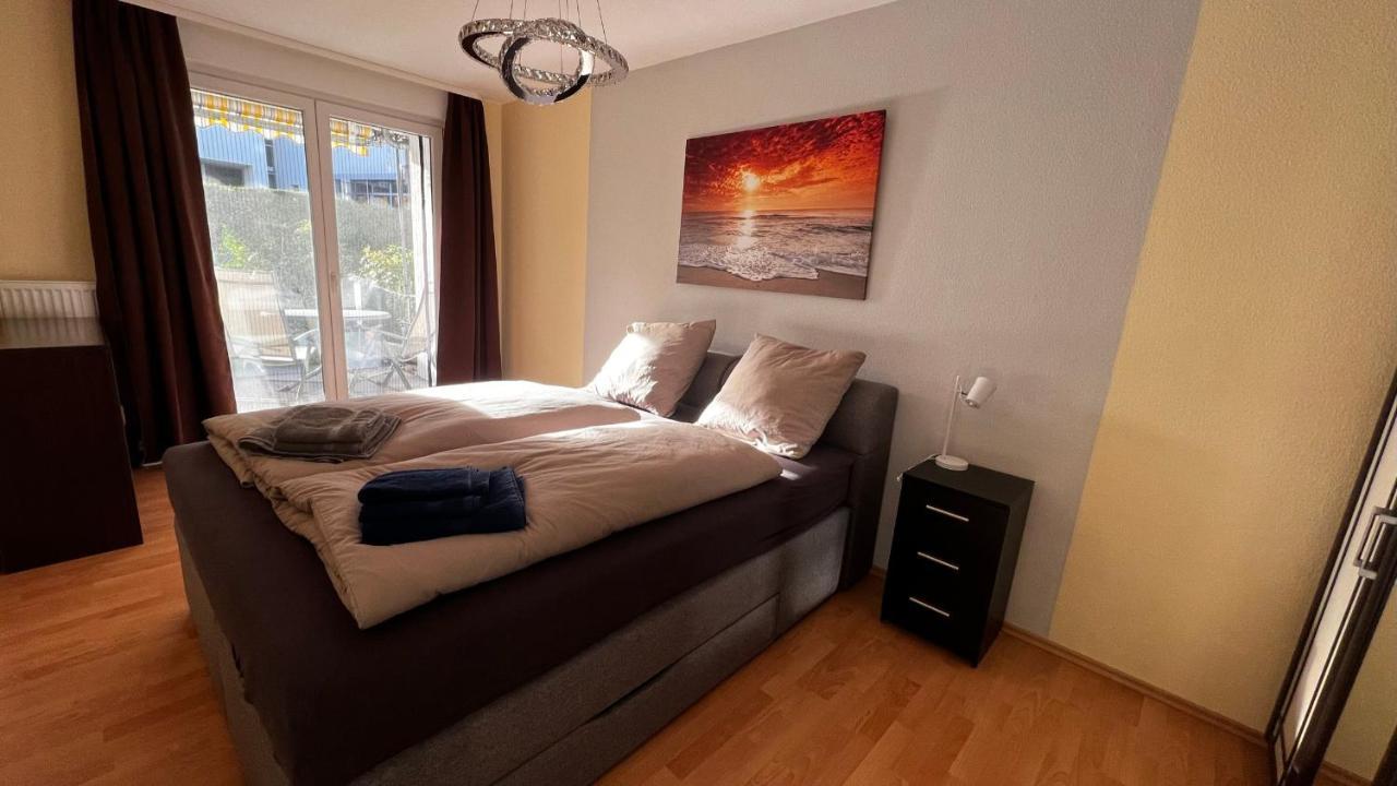 Apartment Centrally Located In The Rhine-Main Area Riedstadt Exteriör bild
